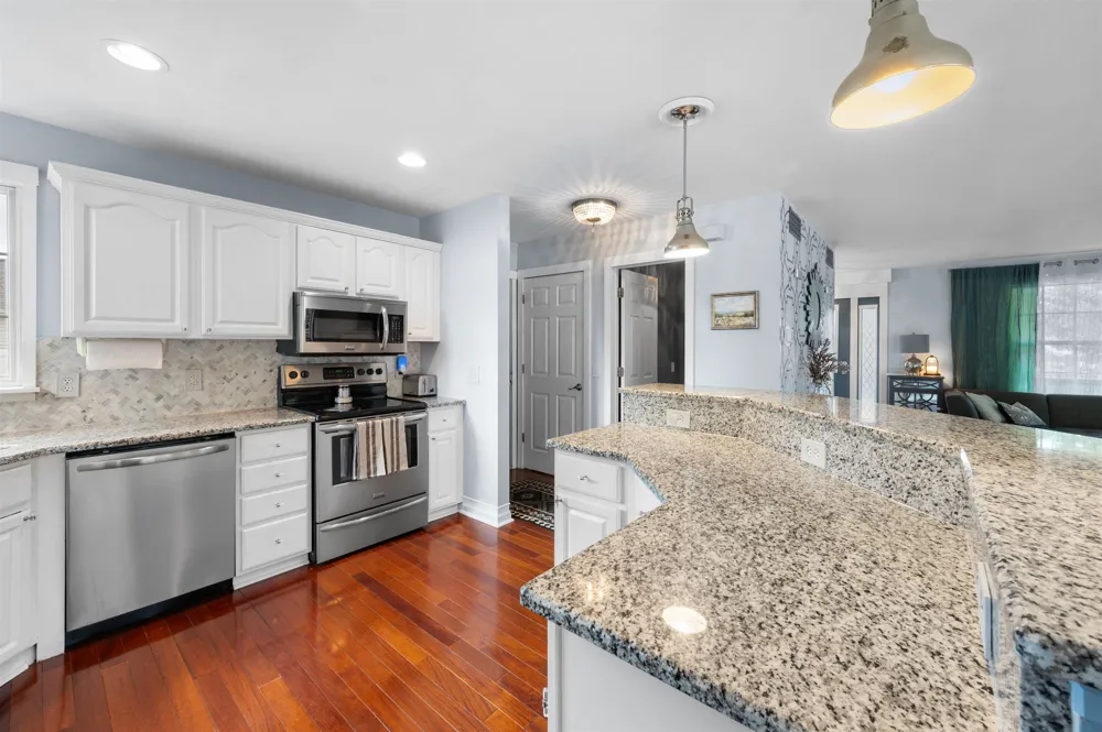 4403 Great Oaks Drive Burton City, MI 48439