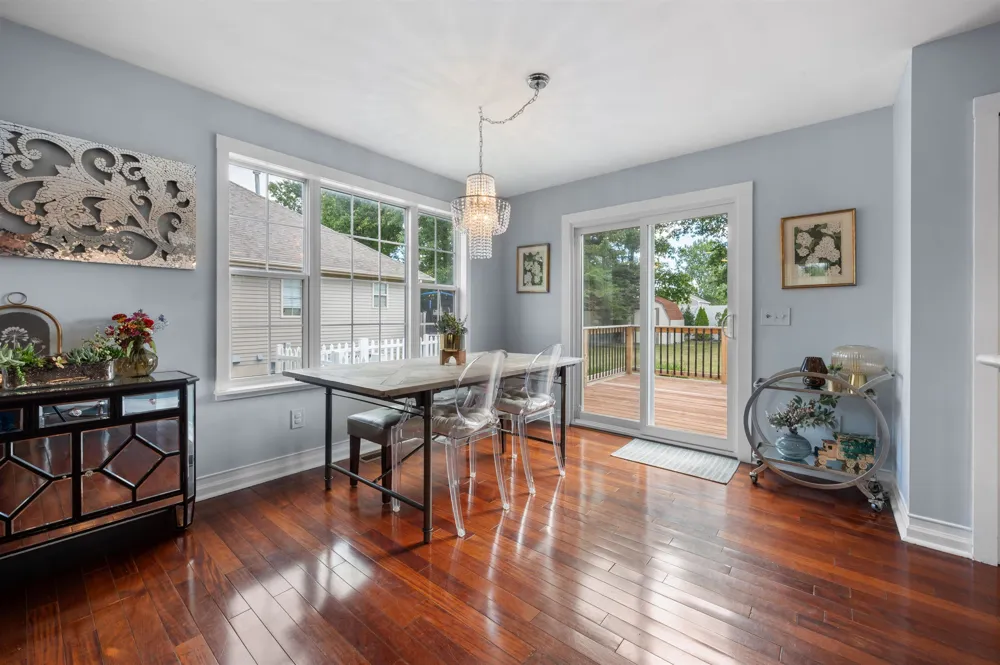 4403 Great Oaks Drive Burton City, MI 48439