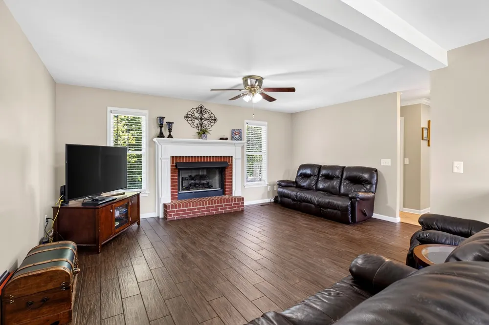 144 Bartlett Cir NE Cleveland, TN 37312