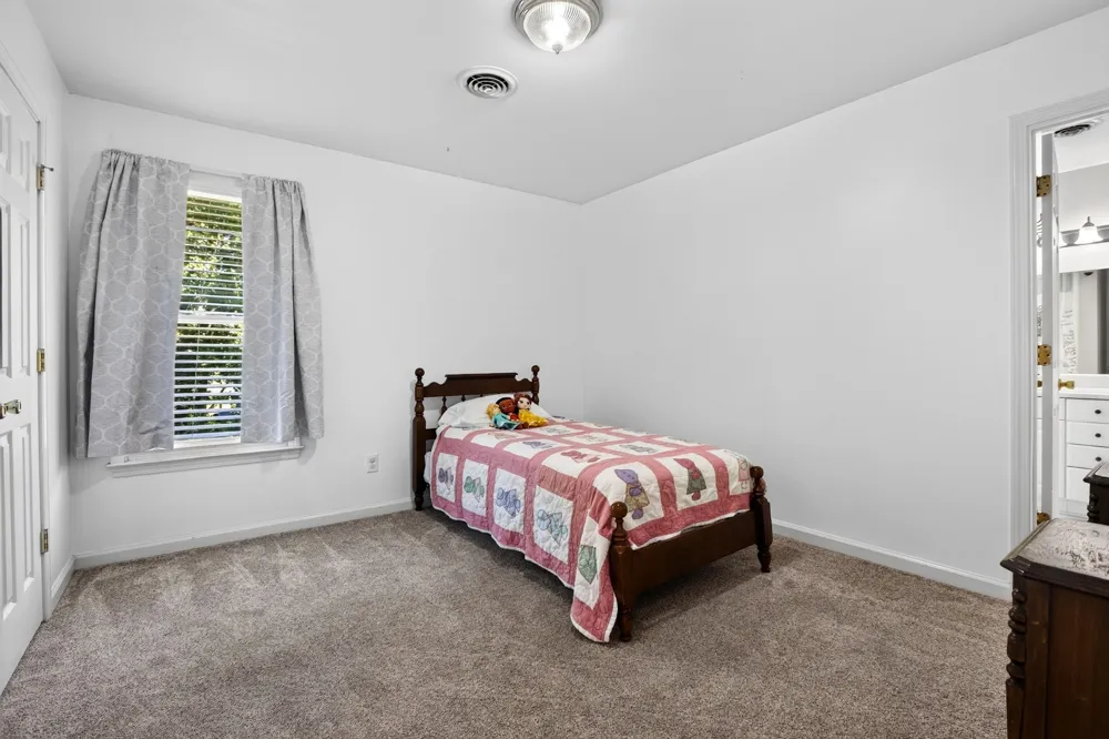 144 Bartlett Cir NE Cleveland, TN 37312
