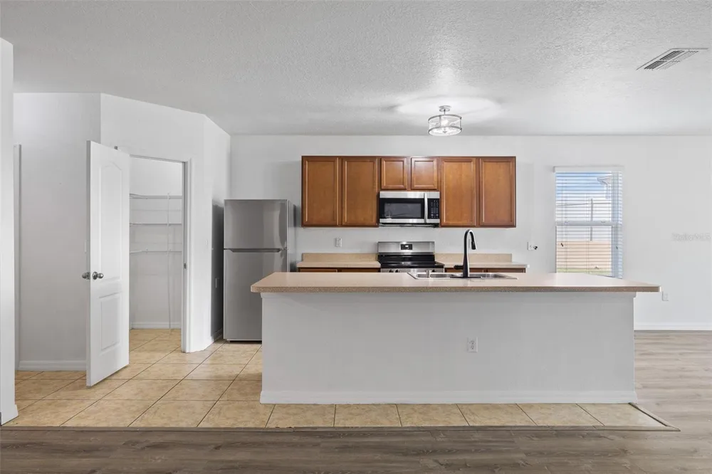 3695 JULIUS ESTATES BOULEVARD Winter Haven, FL 33881