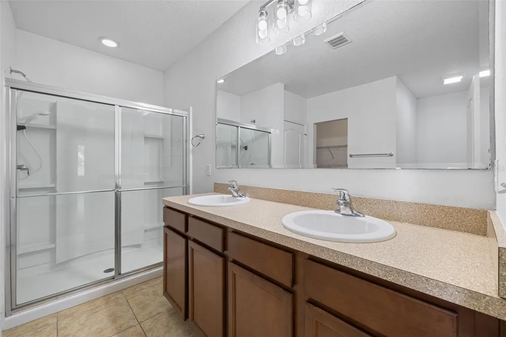 3695 JULIUS ESTATES BOULEVARD Winter Haven, FL 33881