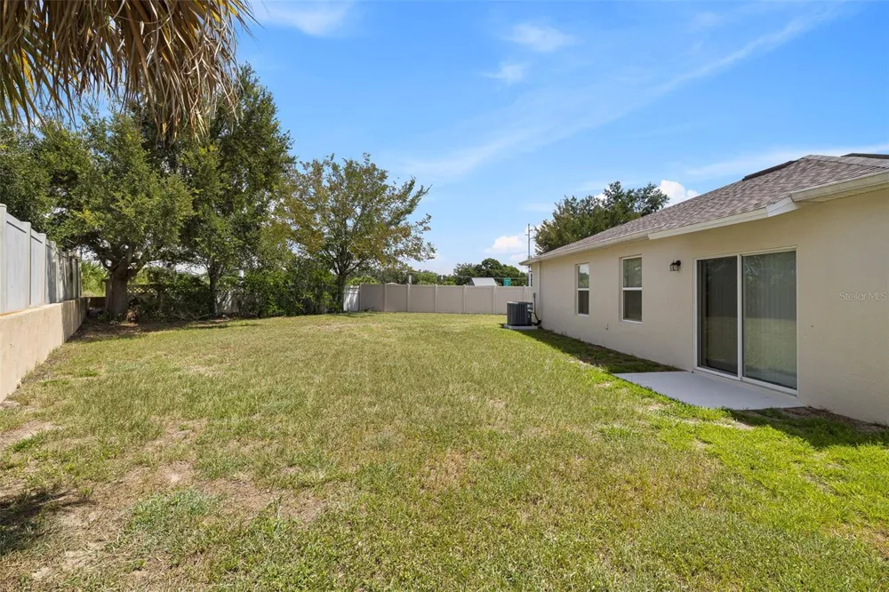 3695 JULIUS ESTATES BOULEVARD Winter Haven, FL 33881