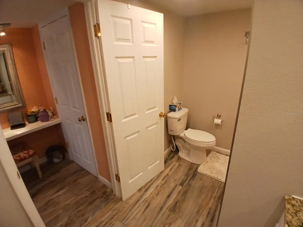 10350 IMPERIAL POINT DRIVE W #8 Largo, FL 33774