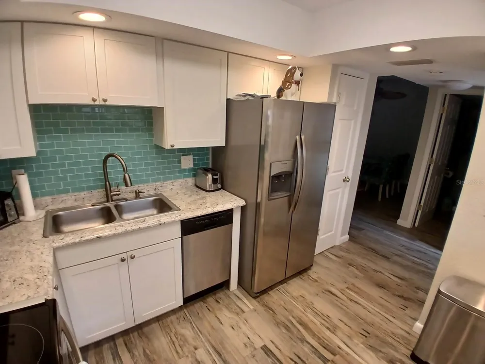 10350 IMPERIAL POINT DRIVE W #8 Largo, FL 33774