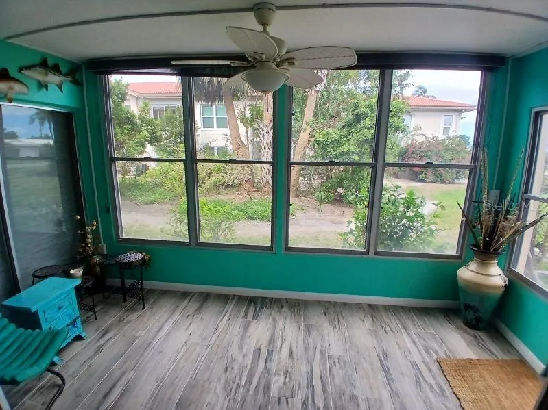 10350 IMPERIAL POINT DRIVE W #8 Largo, FL 33774