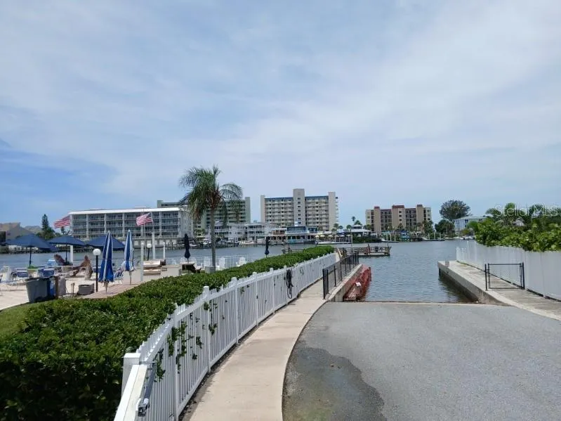 10350 IMPERIAL POINT DRIVE W #8 Largo, FL 33774