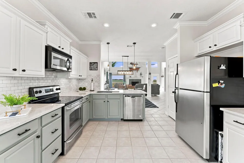 236 Vivian Road Onalaska, TX 77360