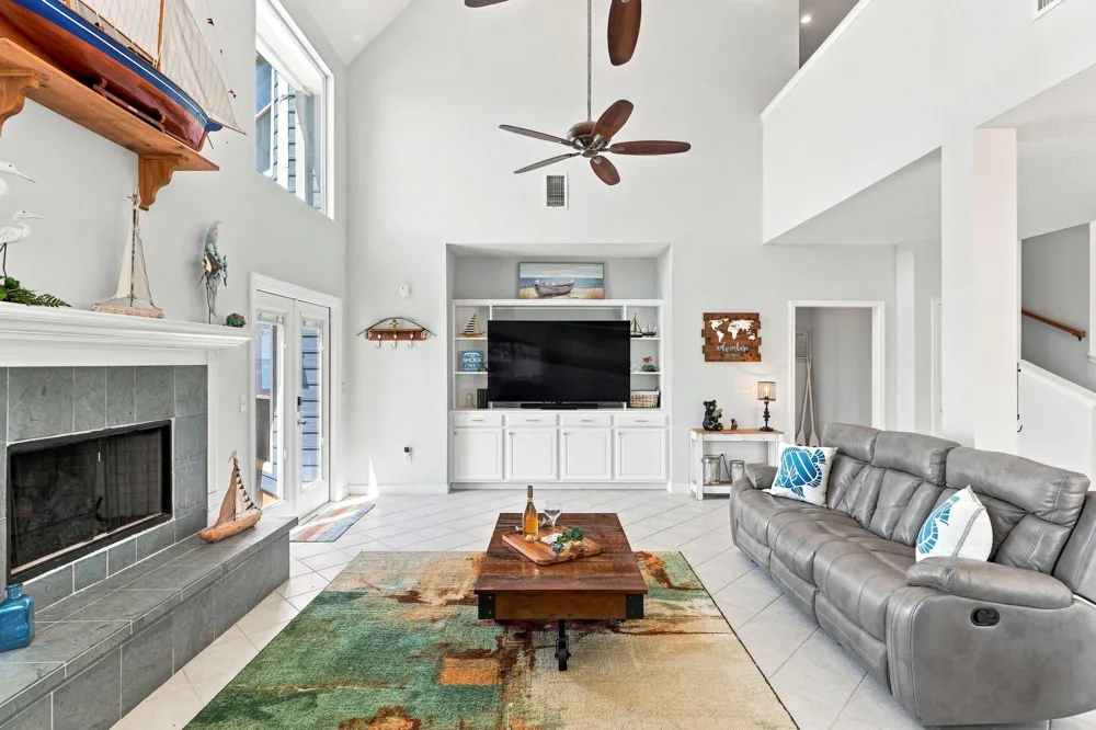 236 Vivian Road Onalaska, TX 77360