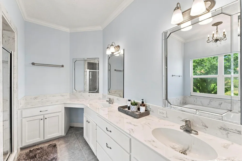 236 Vivian Road Onalaska, TX 77360