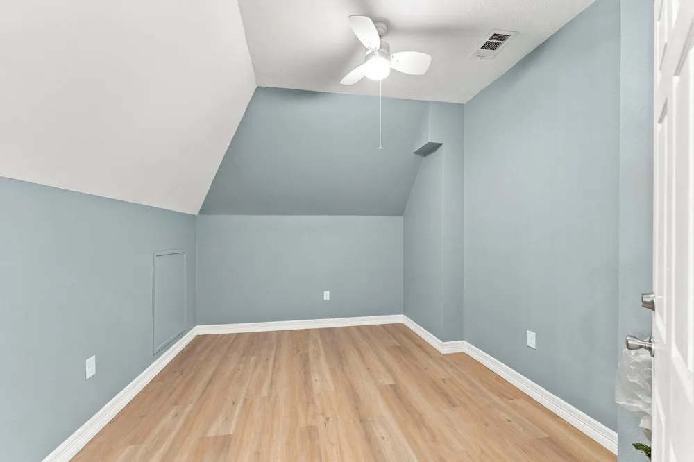 236 Vivian Road Onalaska, TX 77360