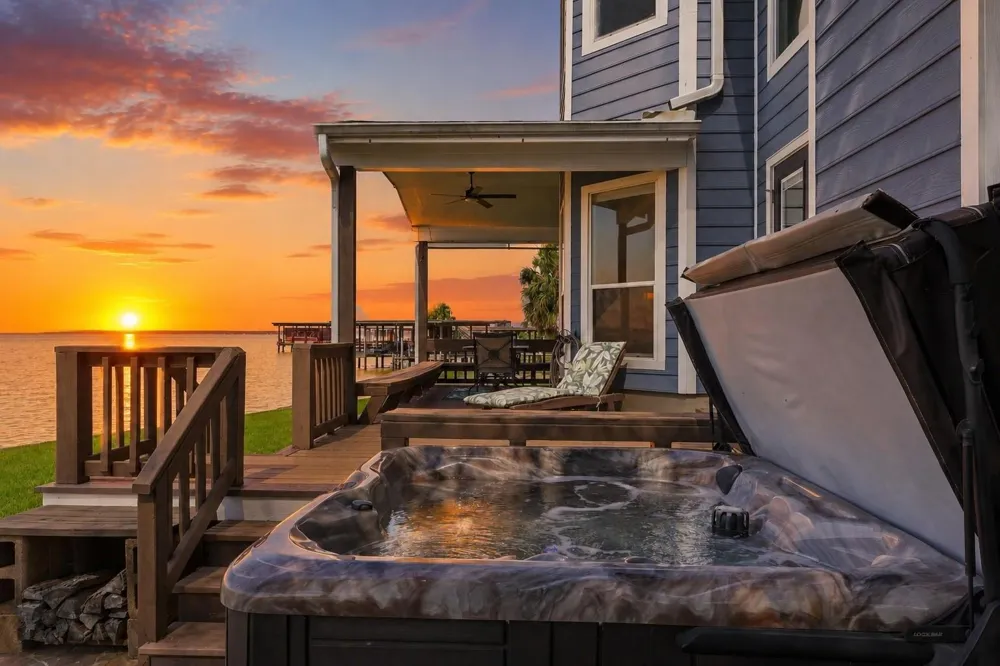 236 Vivian Road Onalaska, TX 77360