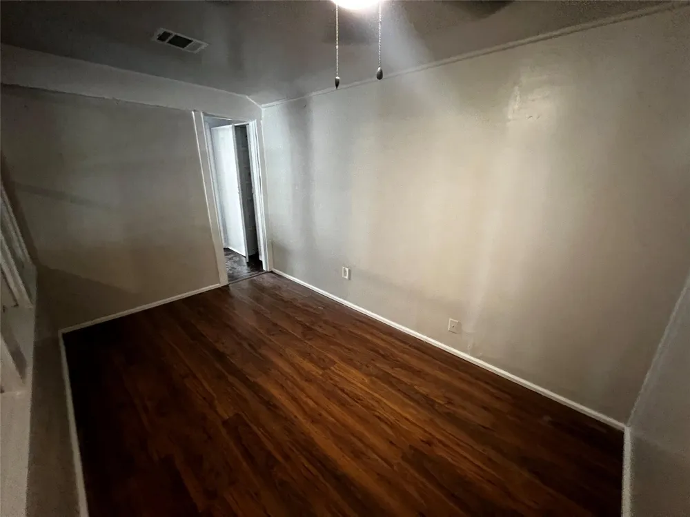 1805 E North Street Victoria, TX 77901