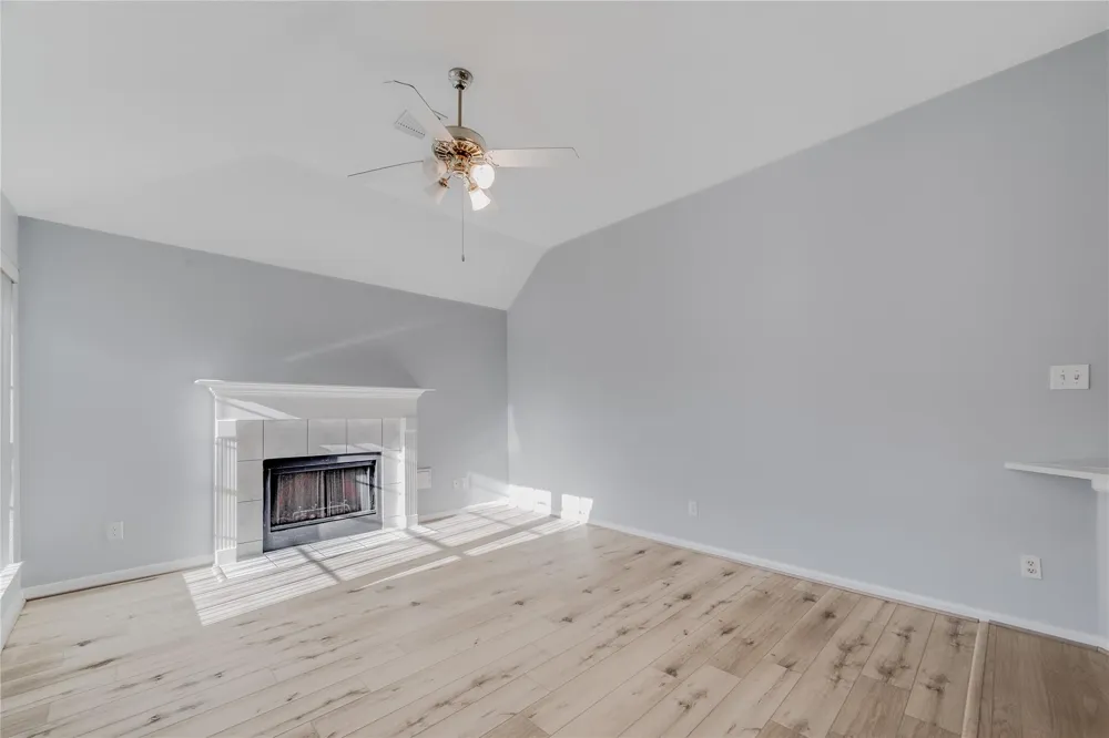 2311 Piney Woods Drive Pearland, TX 77581
