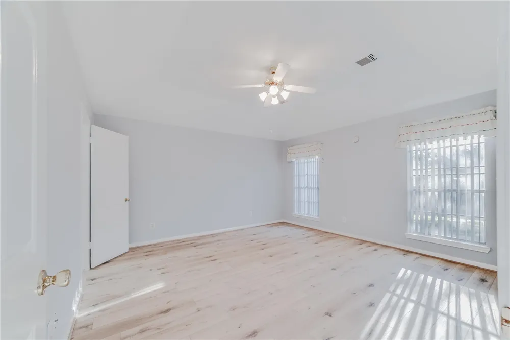 2311 Piney Woods Drive Pearland, TX 77581