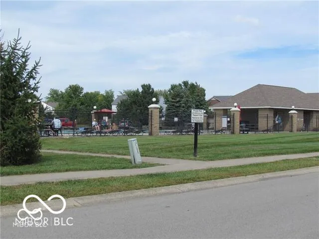 10559 Ross Crossing Fishers, IN 46038
