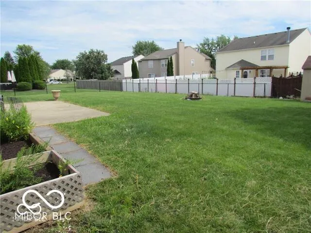 10559 Ross Crossing Fishers, IN 46038