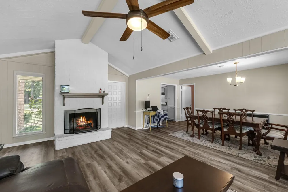 1903 Woodway Drive Woodbranch, TX 77357