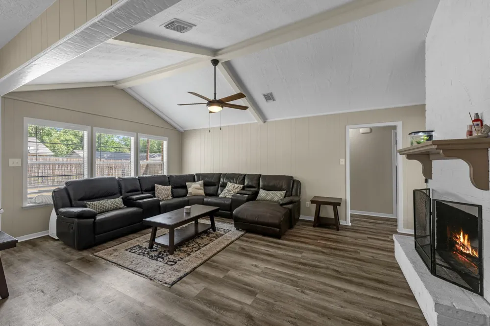 1903 Woodway Drive Woodbranch, TX 77357