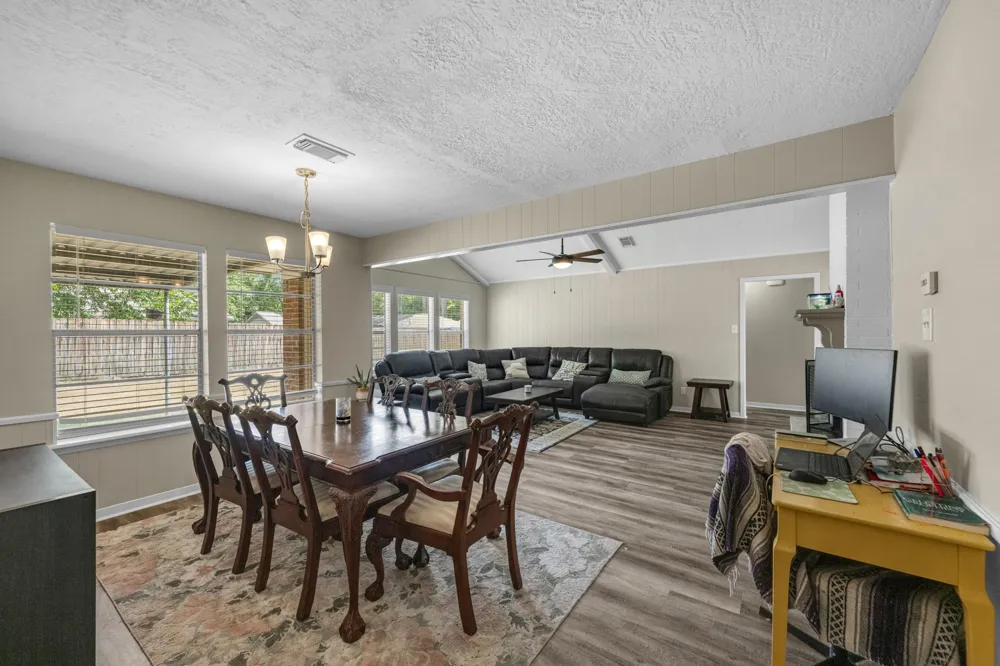 1903 Woodway Drive Woodbranch, TX 77357