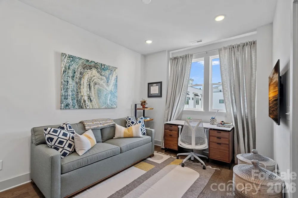 1725 Wesley Green Way Charlotte, NC 28208