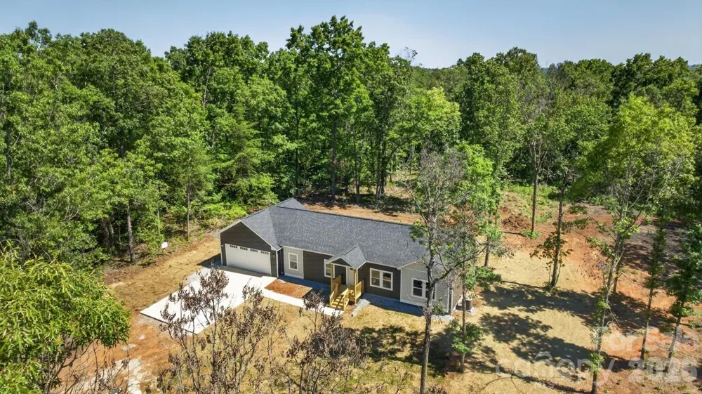 159 Evenfall Lane Columbus, NC 28722