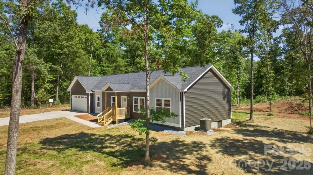 159 Evenfall Lane Columbus, NC 28722