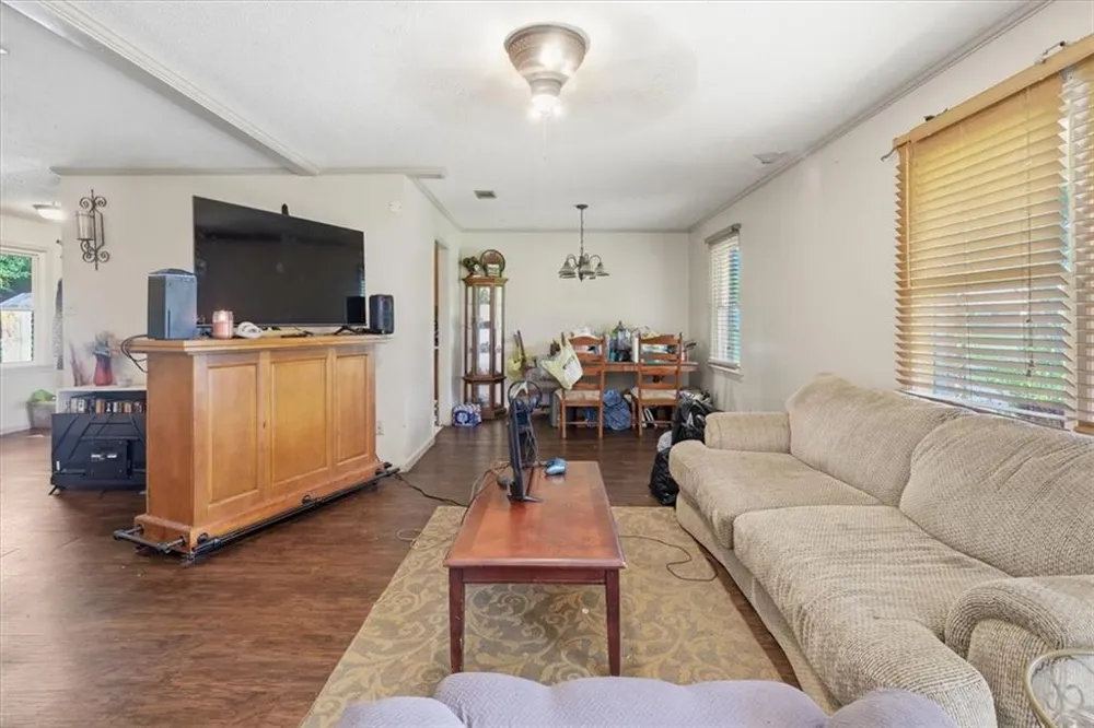 109 Avalon Drive Warner Robins, GA 31093