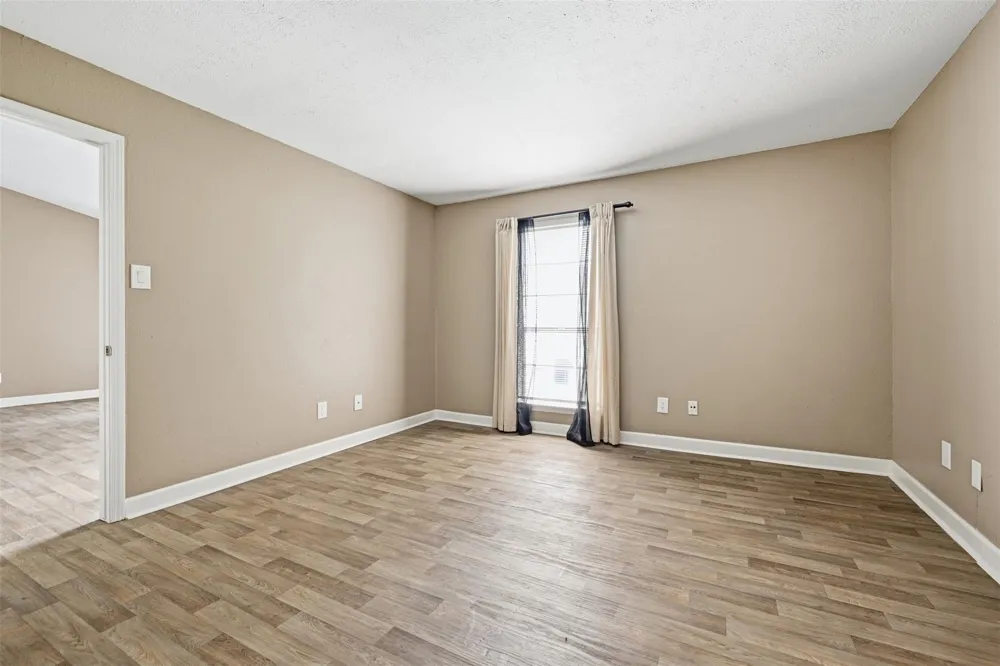 9707 Richmond Street #16 Houston, TX 77042