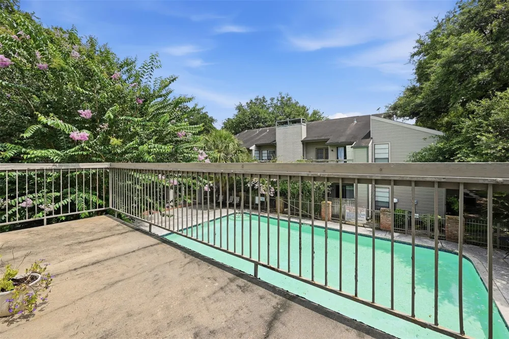 9707 Richmond Street #16 Houston, TX 77042