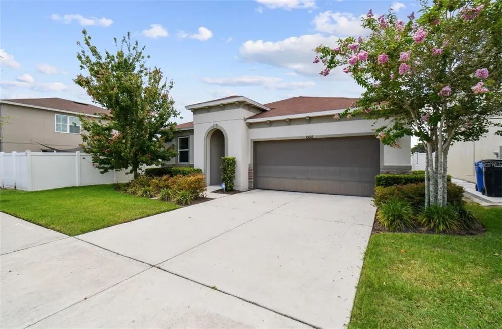 10606 LAGUNA PLAINS DRIVE Riverview, FL 33578