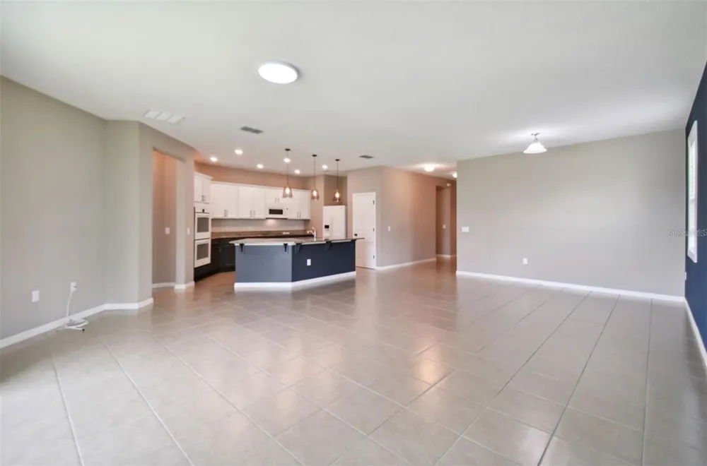 10606 LAGUNA PLAINS DRIVE Riverview, FL 33578