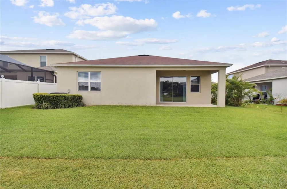 10606 LAGUNA PLAINS DRIVE Riverview, FL 33578