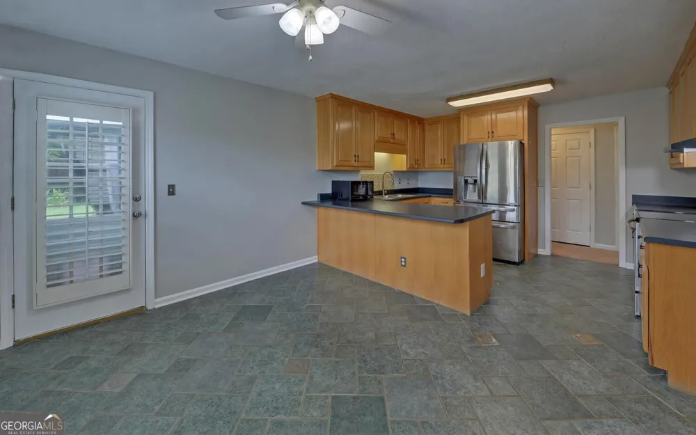 6024 Hulsey RD Clermont, GA 30527