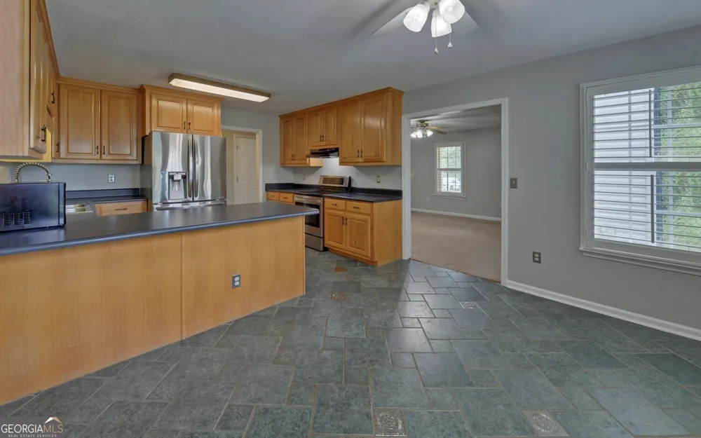 6024 Hulsey RD Clermont, GA 30527