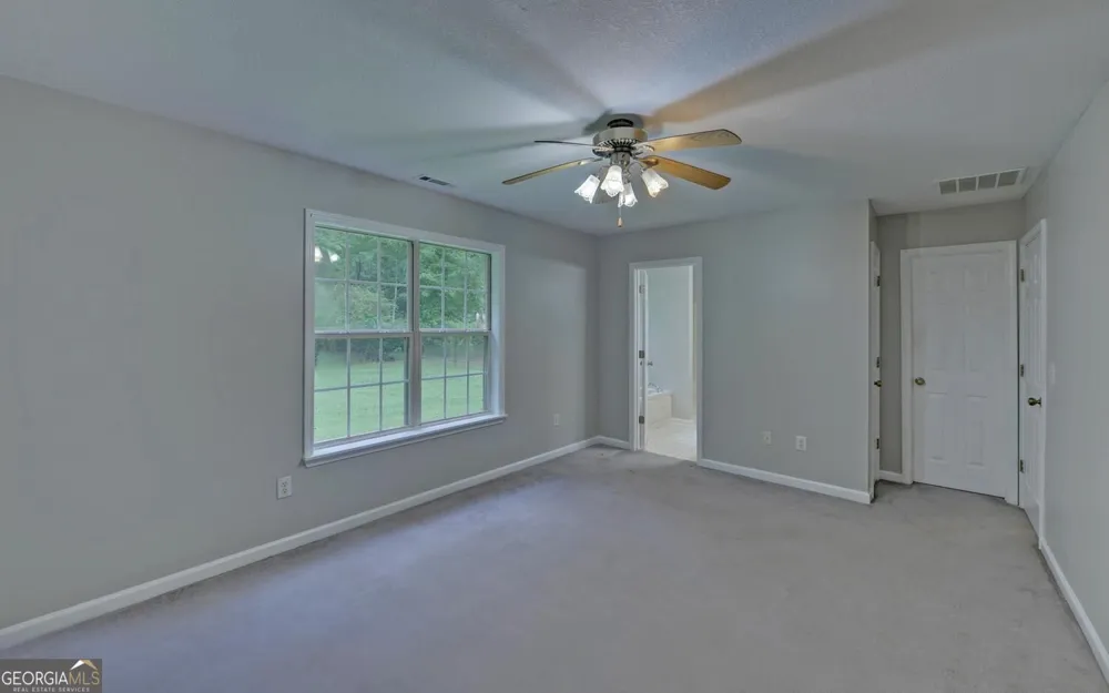 6024 Hulsey RD Clermont, GA 30527
