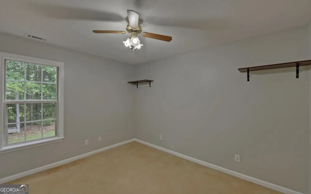 6024 Hulsey RD Clermont, GA 30527