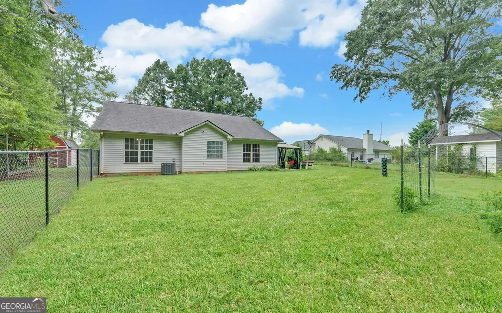 6024 Hulsey RD Clermont, GA 30527