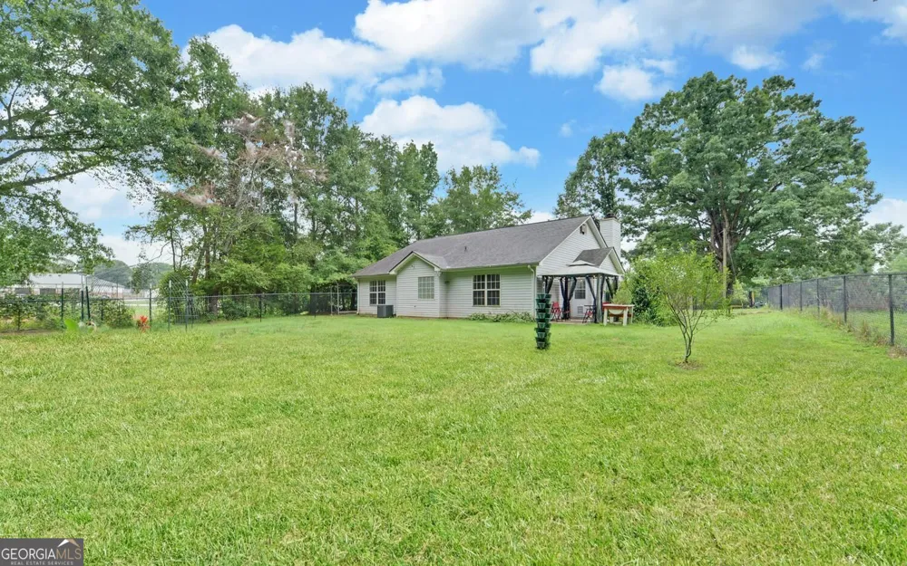 6024 Hulsey RD Clermont, GA 30527