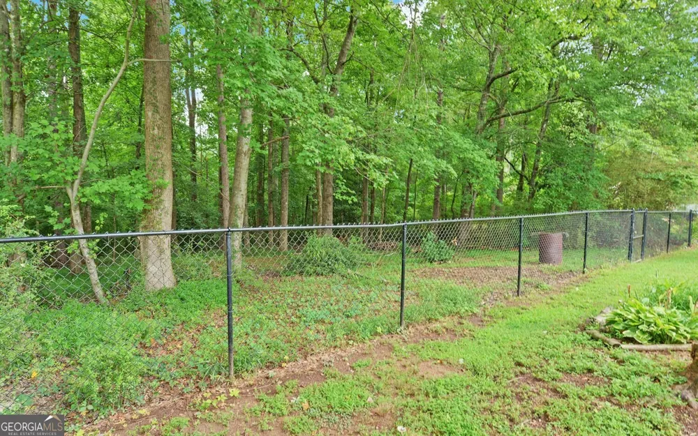 6024 Hulsey RD Clermont, GA 30527