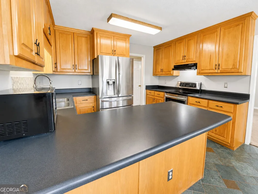 6024 Hulsey RD Clermont, GA 30527