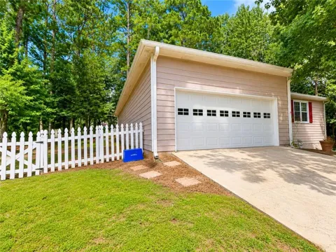 2978 Trotters View Way