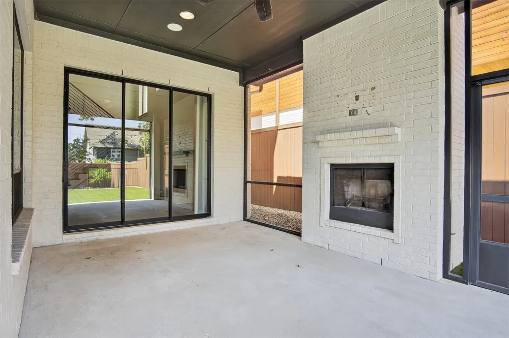 5328 Manett Street Dallas, TX 75206