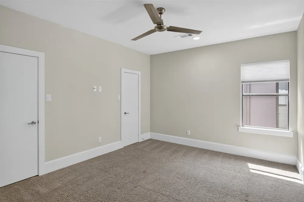 5328 Manett Street Dallas, TX 75206