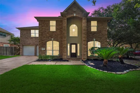 3422 Powell Way