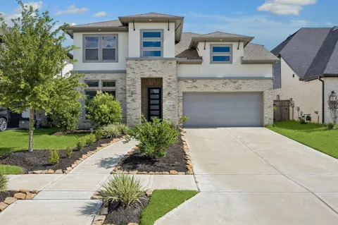10735 Verdant Hill
