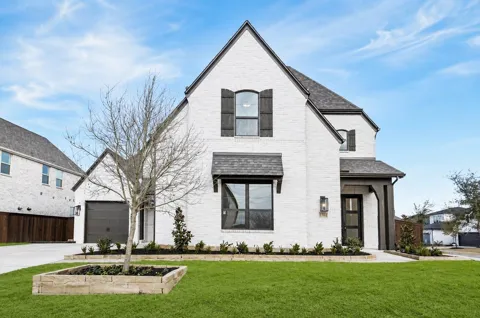 2302 Bluewood Drive