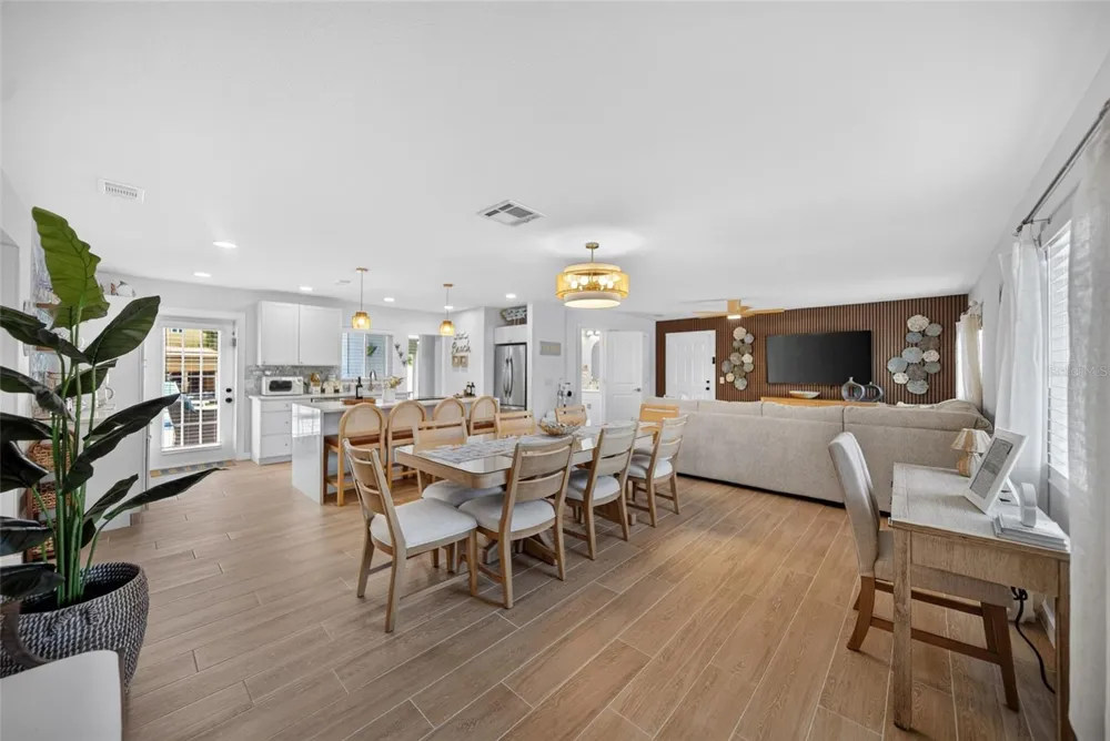 507 59TH STREET Bradenton Beach, FL 34217