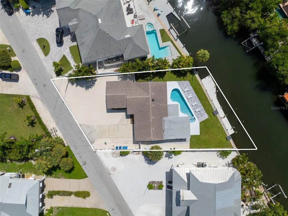 507 59TH STREET Bradenton Beach, FL 34217