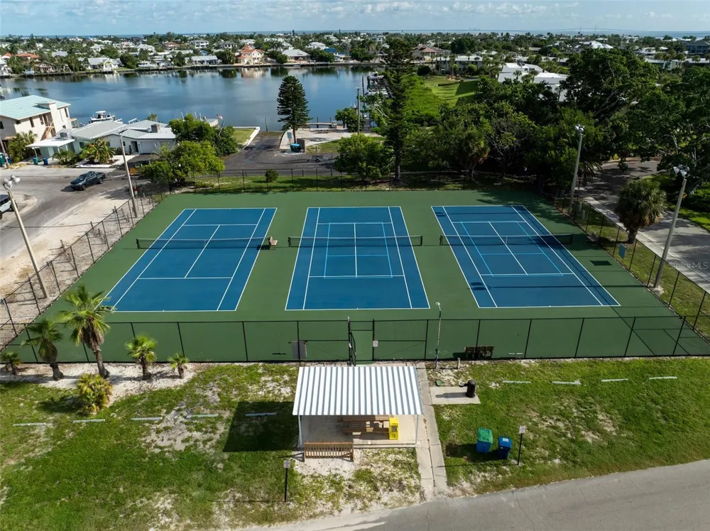 507 59TH STREET Bradenton Beach, FL 34217